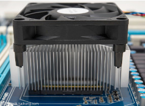 120x120x38mm DC CPU Ventilateur 0.2A Résolution de refroidissement efficace en courant